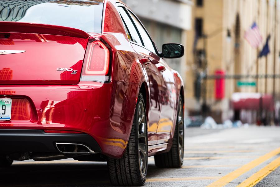 Детали экстерьера Chrysler 300S Sport Appearance Package (LX2) 2016 года  (фото 11 из 27)